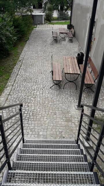 Фото номера Трехместный номер с собственной ванной комнатой Хостелы Hostel Byków Wrocławska г. Długołęka 4